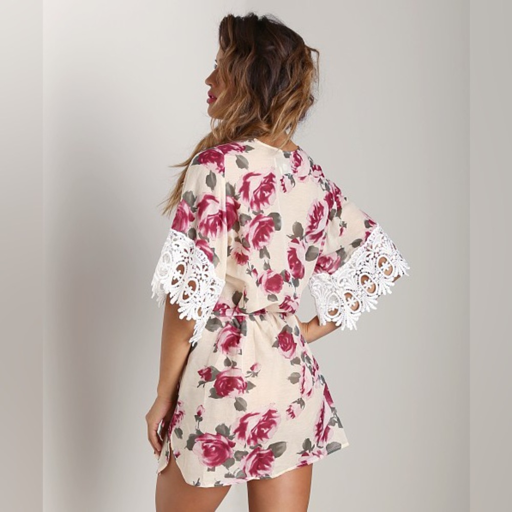 Stone Cold Fox Fox Robe Rose - Picture 2 of 4